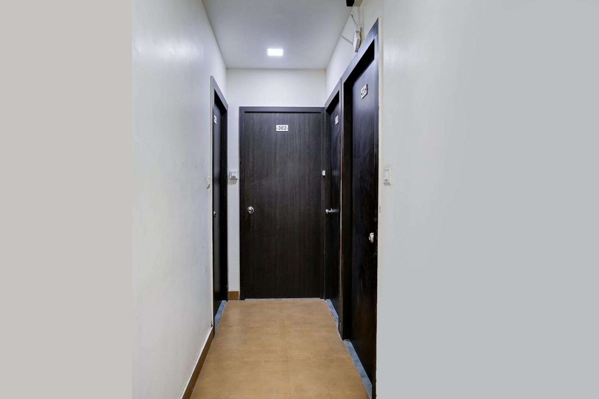 Hotel O Ashwi นาวีมุมไบ ภายนอก รูปภาพ