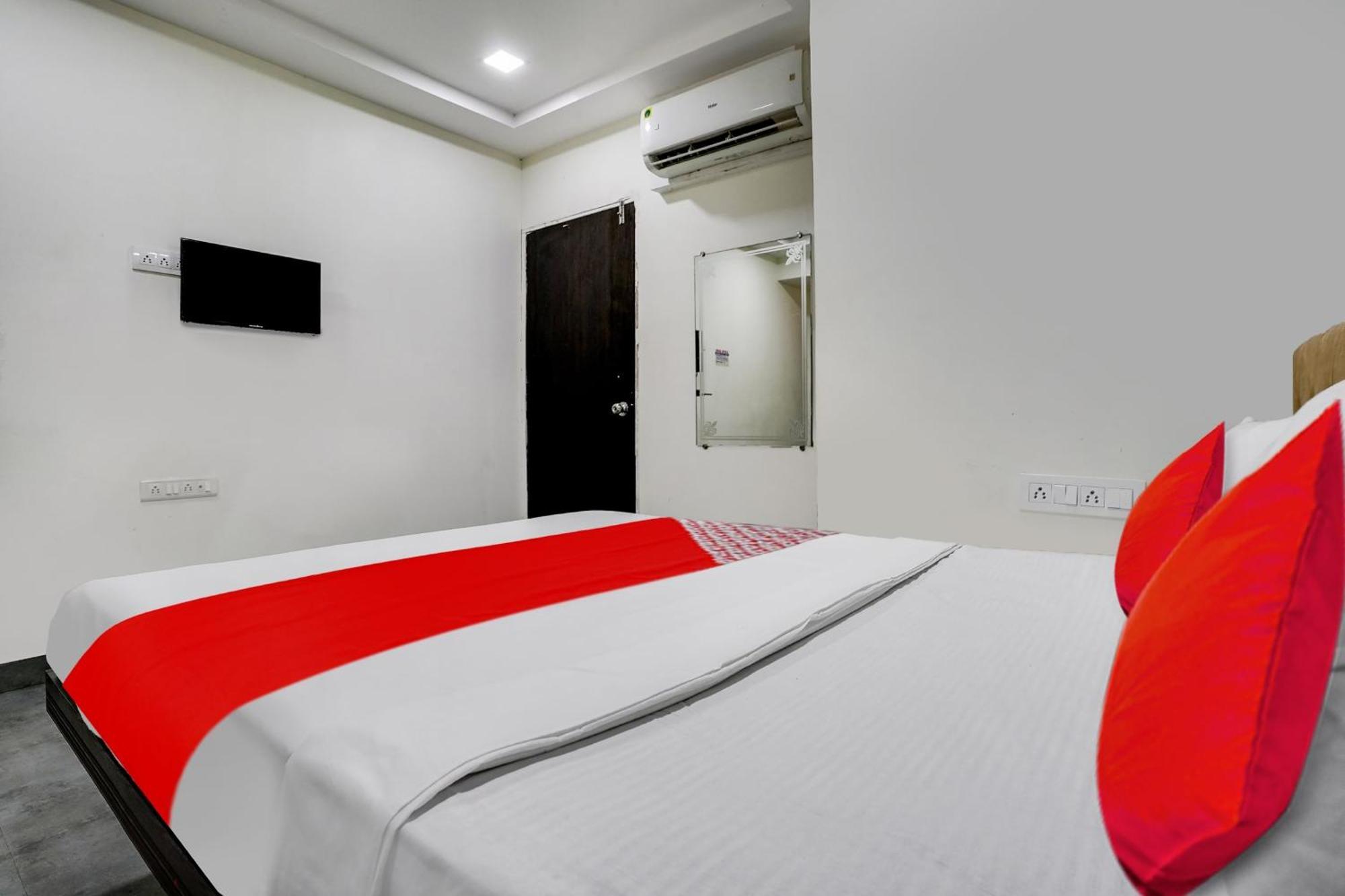 Hotel O Ashwi นาวีมุมไบ ภายนอก รูปภาพ